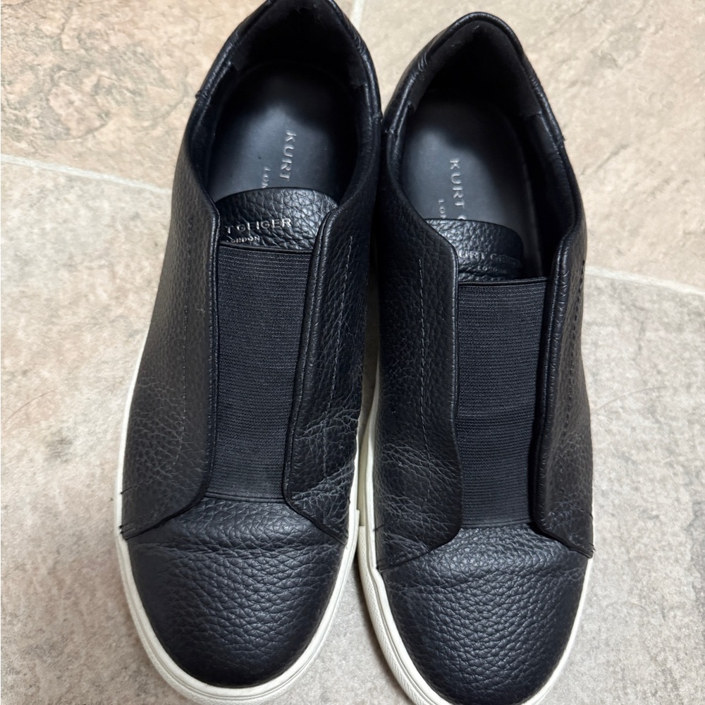 Kurt Geiger Black Leather Slip-Ons